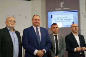 CLM: Se amplía a cinco municipios de Albacete la ayuda asociada a frutos secos a en riesgo de desertificación