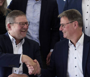 Se va a crear la cooperativa láctea más grande de Europa… ¿de dónde es? ¿cuántos socios? ¿cuánta leche?