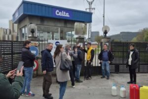 Las protestas del sector lácteo se extienden: Cantabria y Cataluña, este lunes en la calle