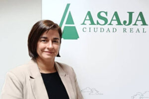 El reto y la valentía de incorporarse a la agricultura y a la ganadería