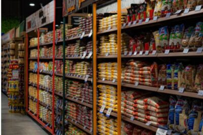 Fuerte aumento del precio de los alimentos por la sequía y los conflictos